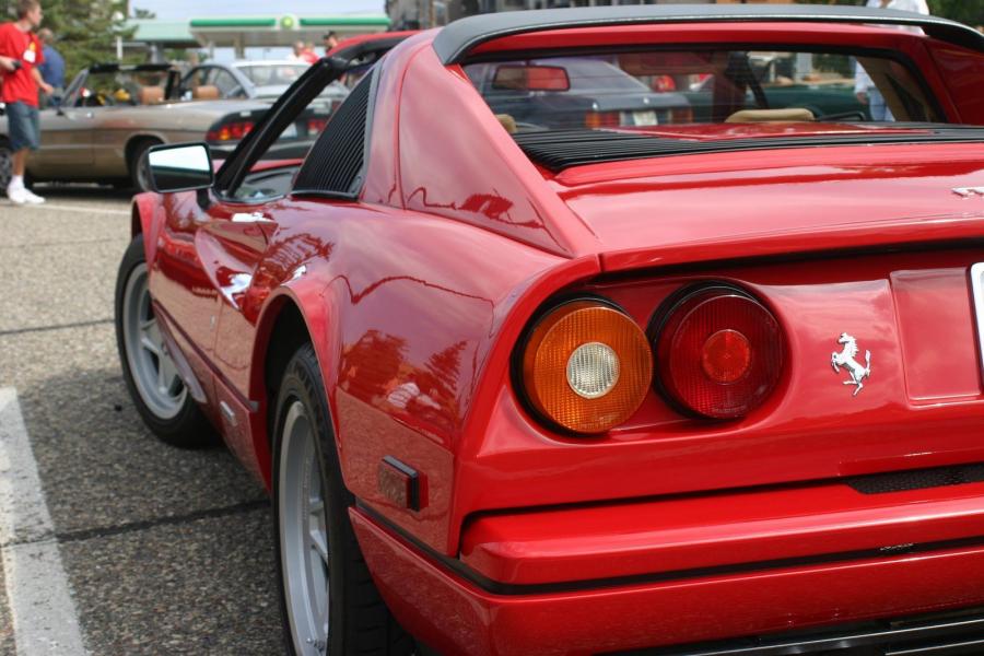  Ferrari 328 GTS 1986 года  (фото 14 из 23)